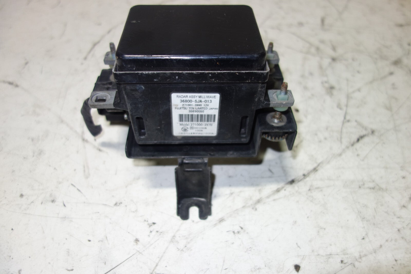 JDM 2005-2008 ACURA RL KB1 OEM GENUINE CRUISE SENSOR RADAR DISTANCE MILLIWAVE