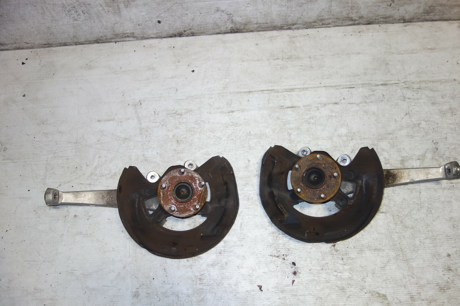 JDM Lexus GS350 RWD Front Spindles Hub Bearing Left & Right 2006-2011