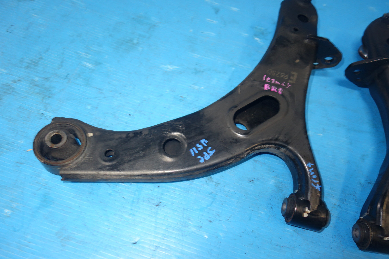 JDM Subaru Legacy Outback Front Lower Control Arms 2010-2014 BR9 Used