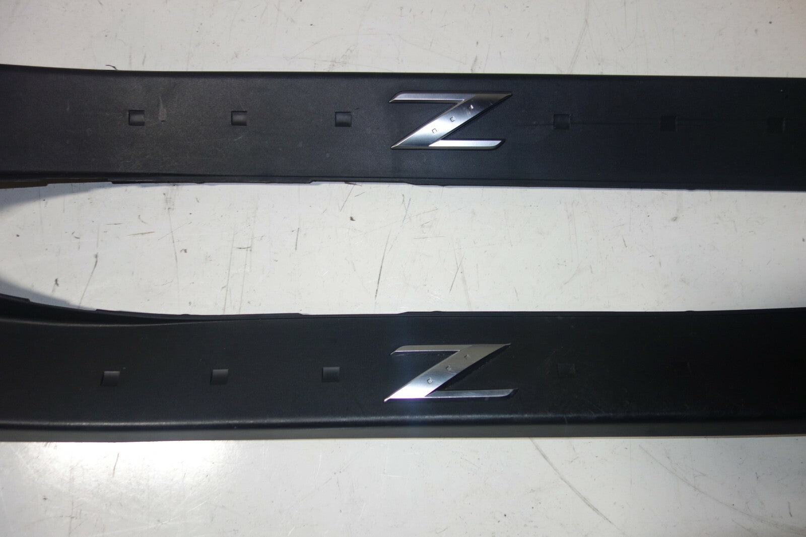 JDM Nissan 350z Z33 OEM Door Sills Side Steps Trim Panel 2003 2004 2005