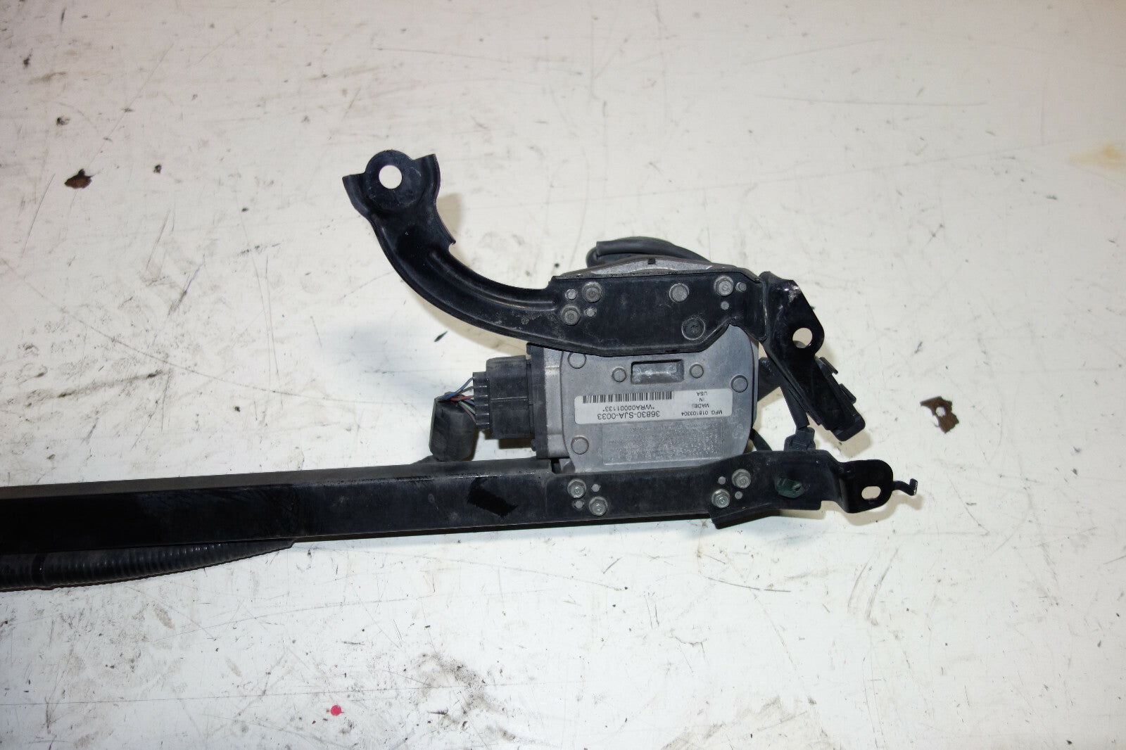 2005-2008 JDM Acura Honda Legend 3.5 RL KB1 Front Bumper Sensor 36830-SJA-0033