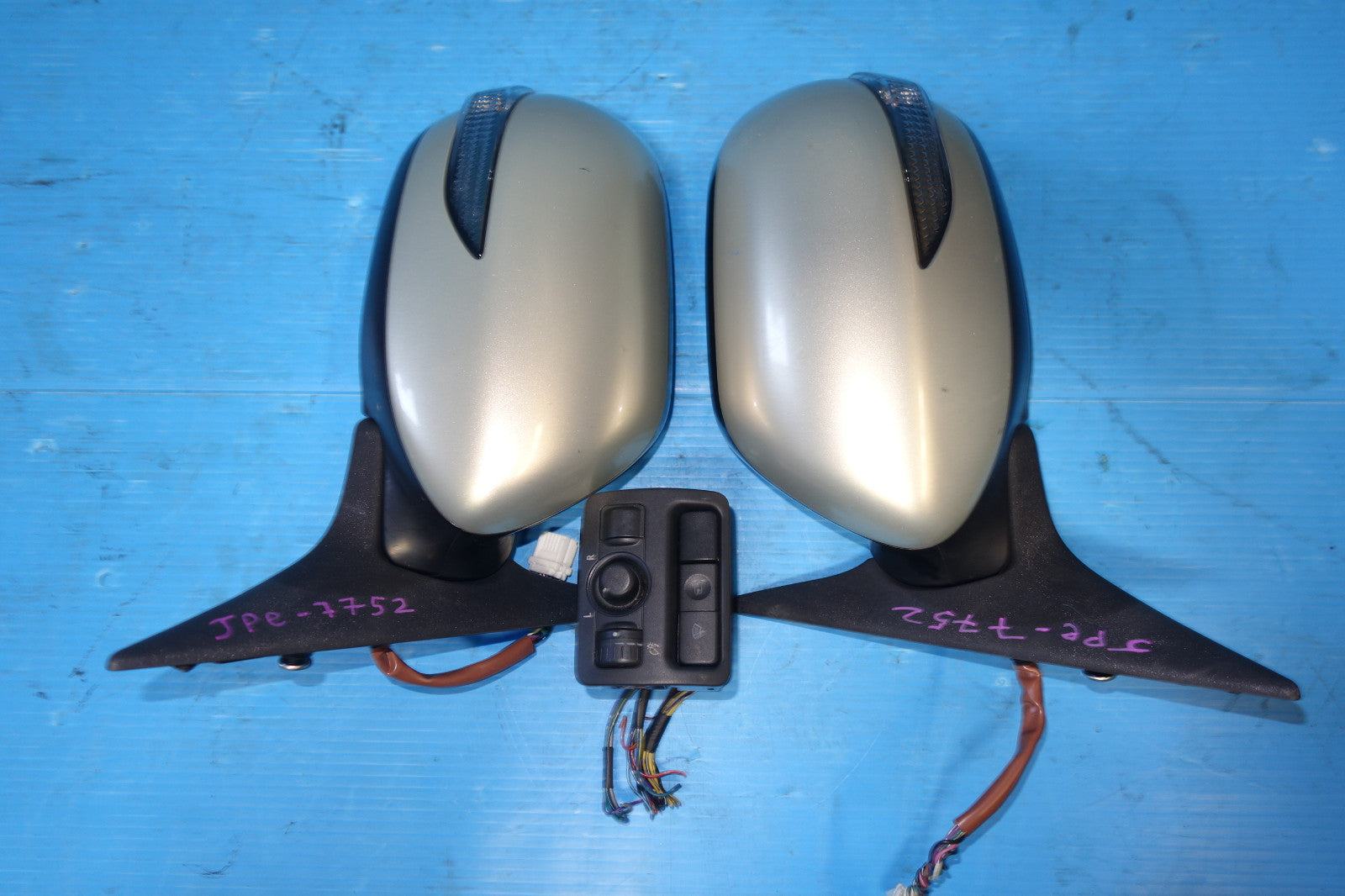 JDM Subaru Legacy Power Folding Mirrors Heated Signal Lights 2005-2009 BP BL #52
