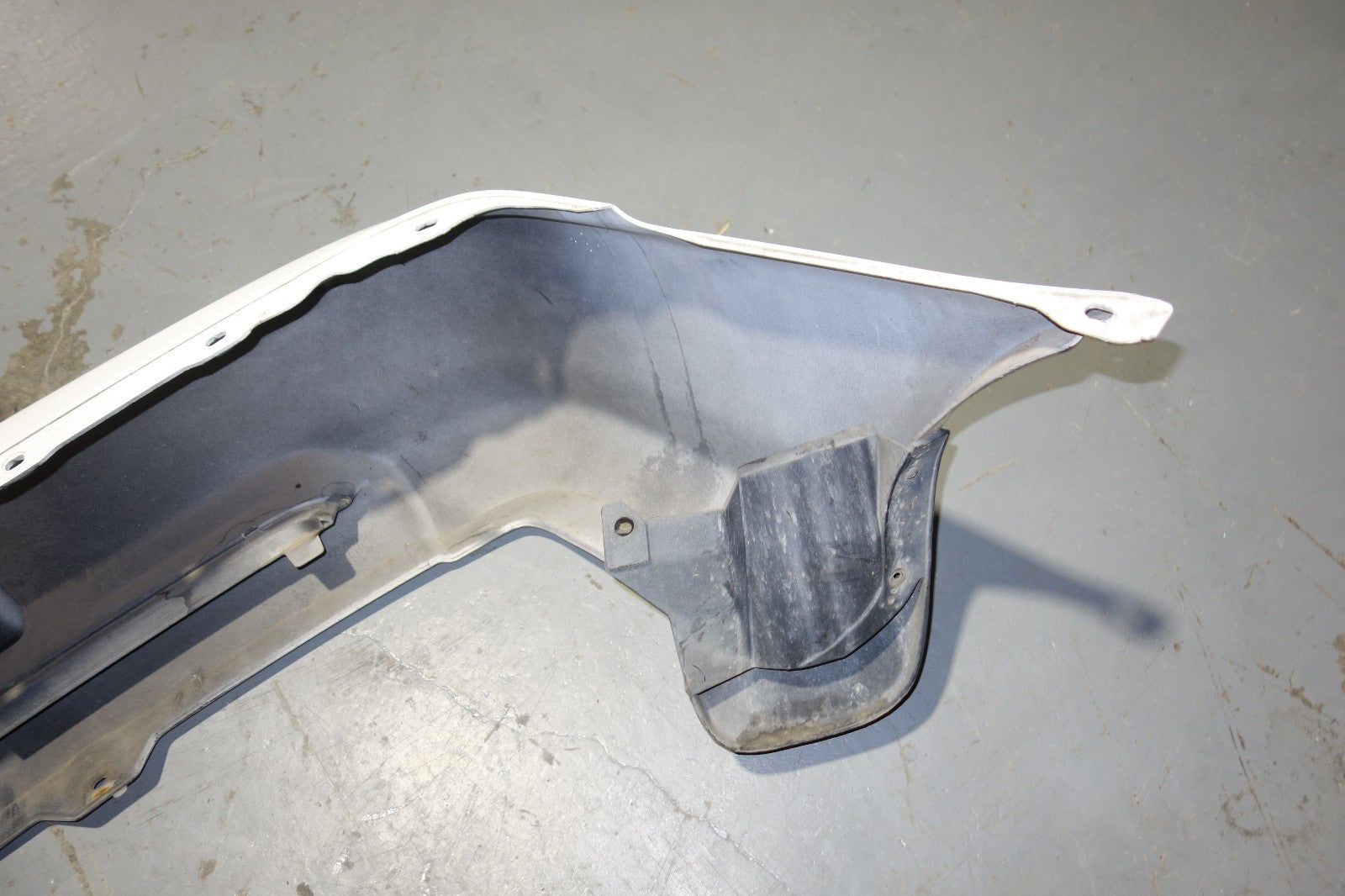 JDM 1998-2001 Spec Acura Integra Type R DC2 OEM 2-DR Rear Bumper Cover 1994-2001