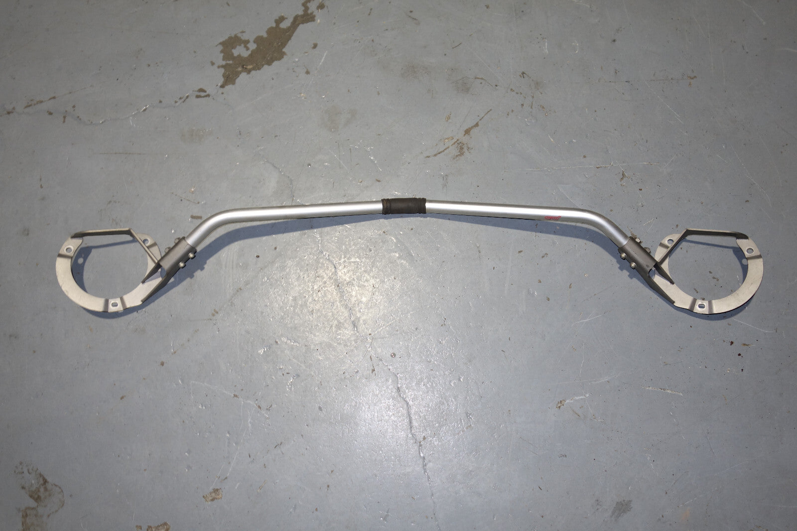 JDM Subaru Legacy /Outback Strut Bar Front Flexible STI 2005 2006 2007 2008 2009