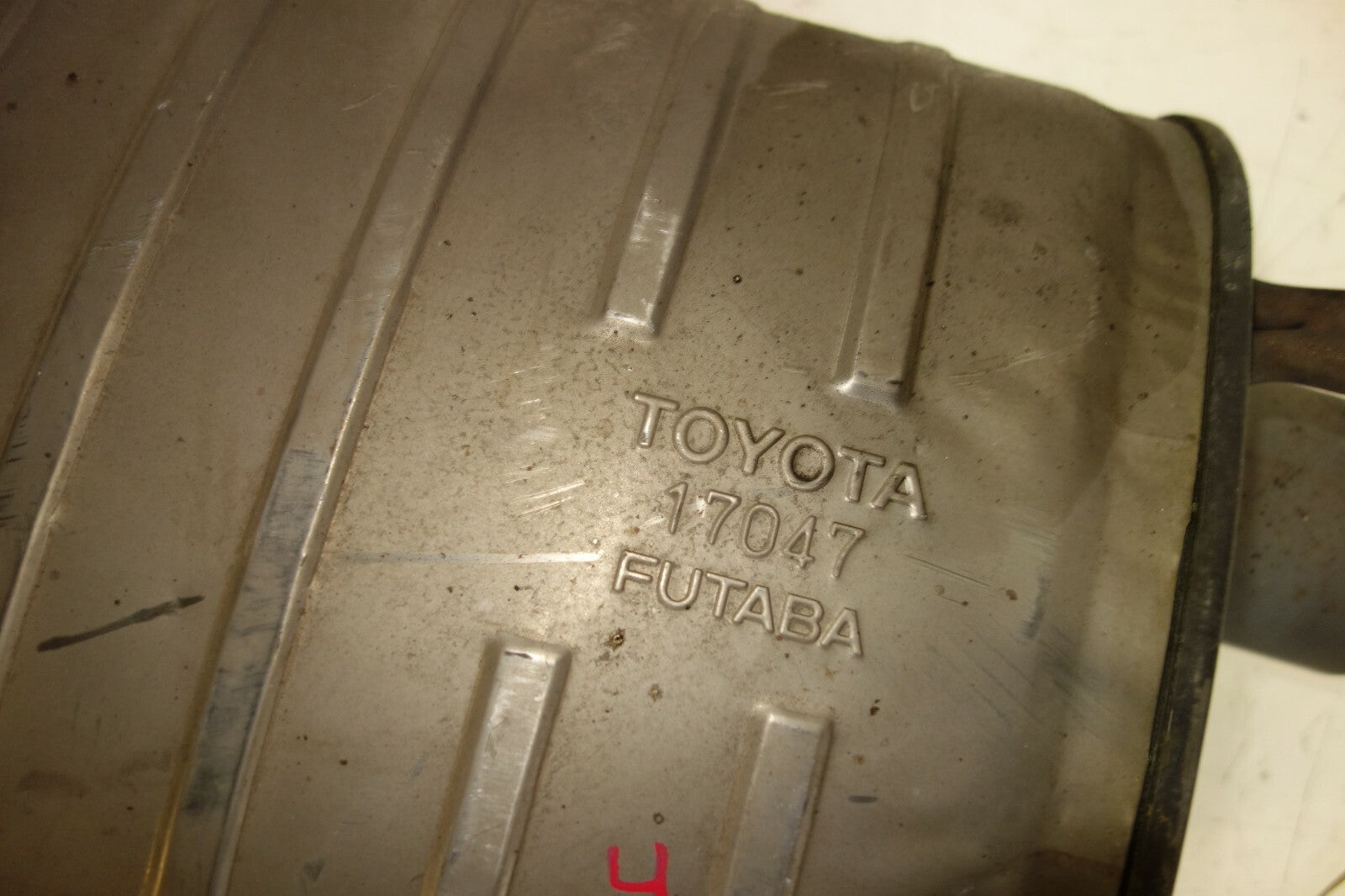 2002 2003 2004 2005 Lexus Is300 Exhaust Muffler Pipe 17430-46660