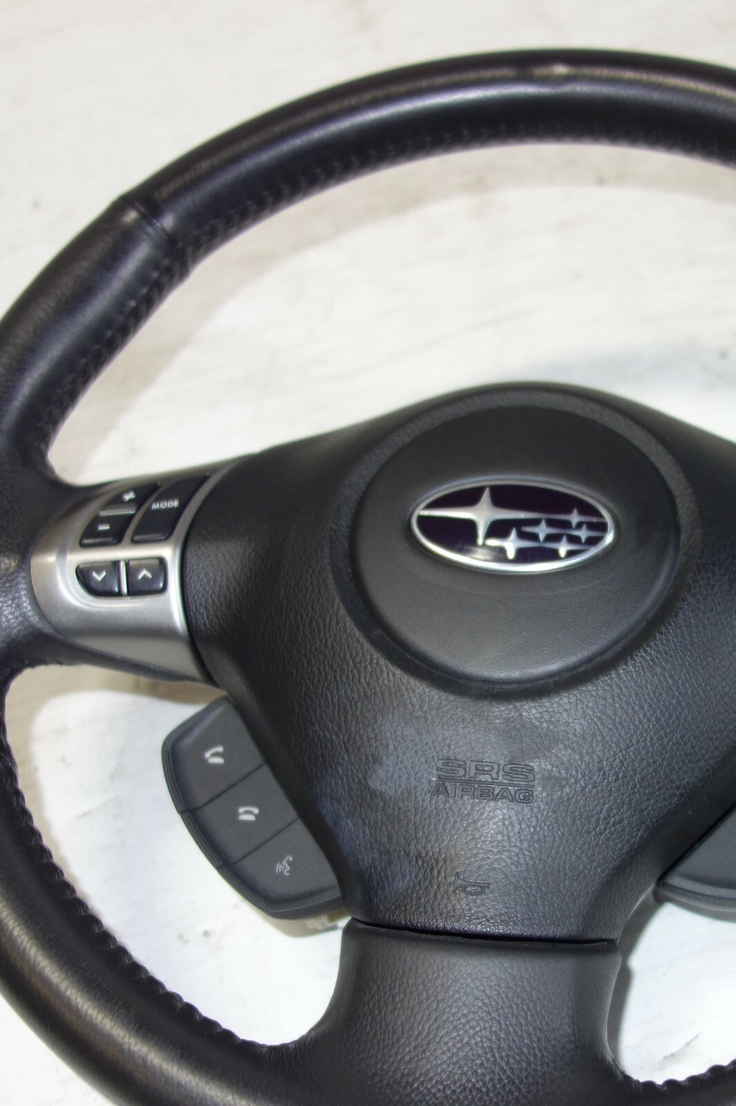 JDM 2005-2009 SUBARU LEGACY & OUTBACK STEERING WHEEL & HUB 2005-2009 M-909
