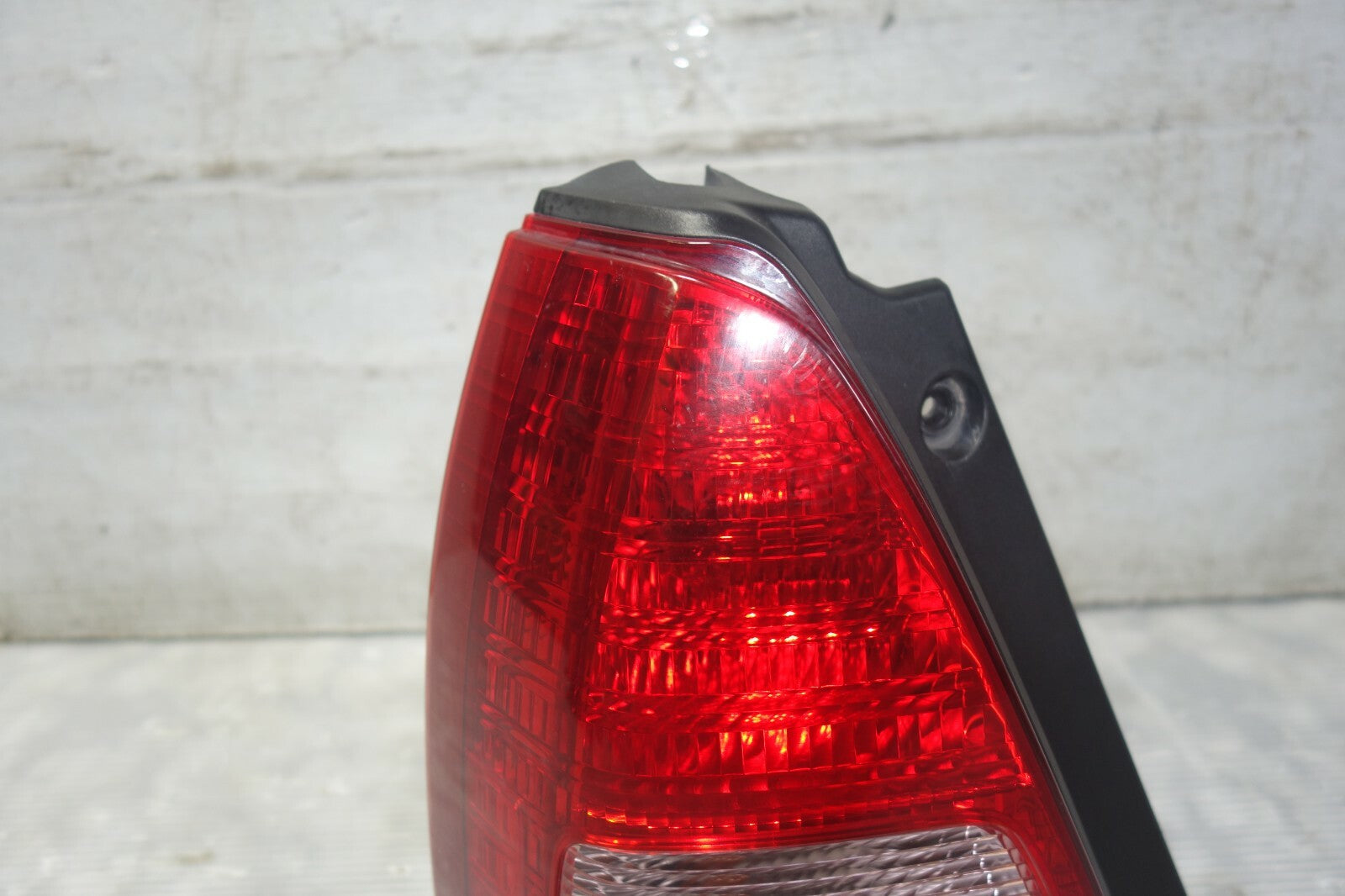 JDM 2003-2005 SUBARU FORESTER STi SG5 SG OEM TAIL LIGHT GENUINE LAMP LEFT SIDE