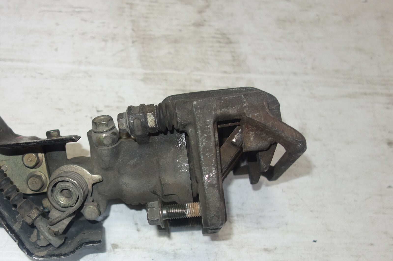 JDM Honda S2000 Rear Left Brake Caliper AP1 OEM Genuine