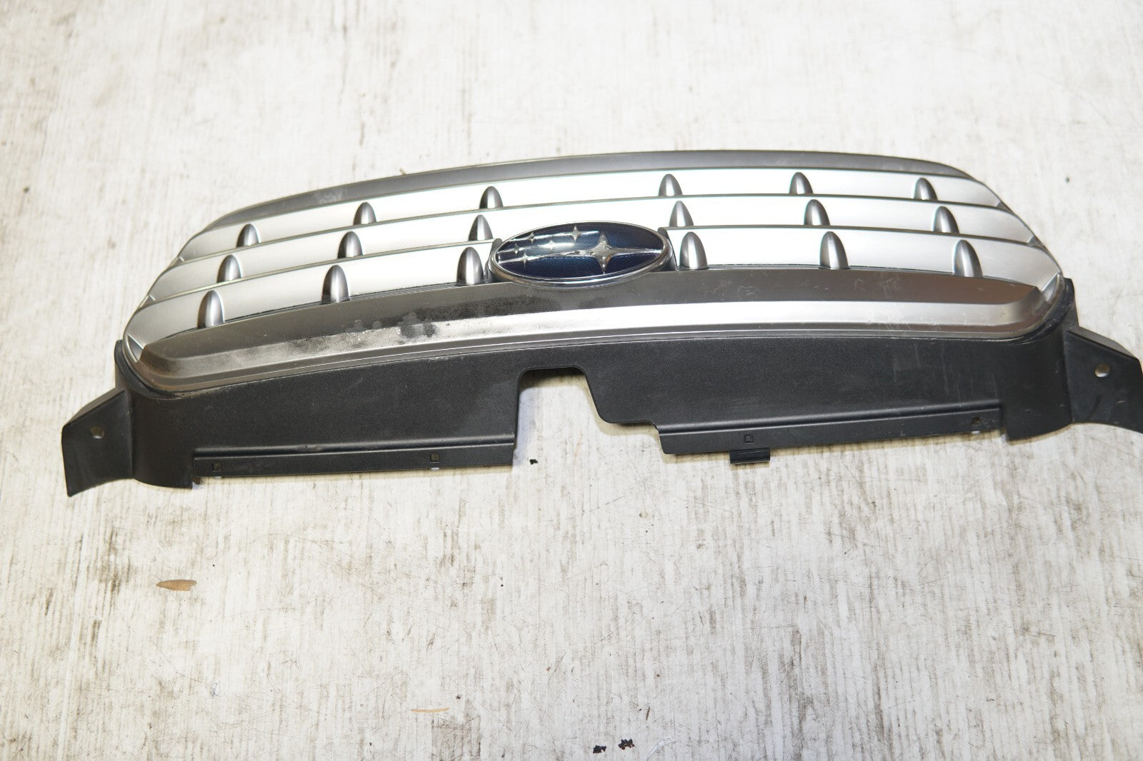 JDM 2008-2009 GENUINE SUBARU LEGACY OUTBACK OEM GRILLE GRILL