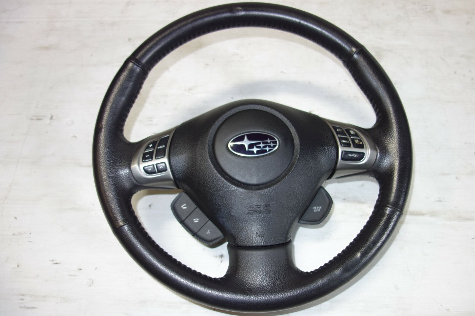 JDM 2005-2009 SUBARU LEGACY & OUTBACK STEERING WHEEL & HUB 2005-2009 M-909
