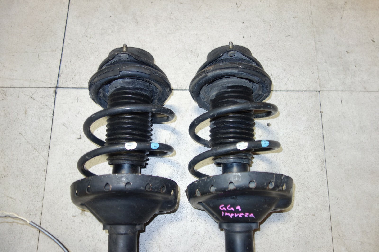 JDM Subaru Impreza WRX Front Shock Struts Spring Suspension Pair OEM 2004-2007