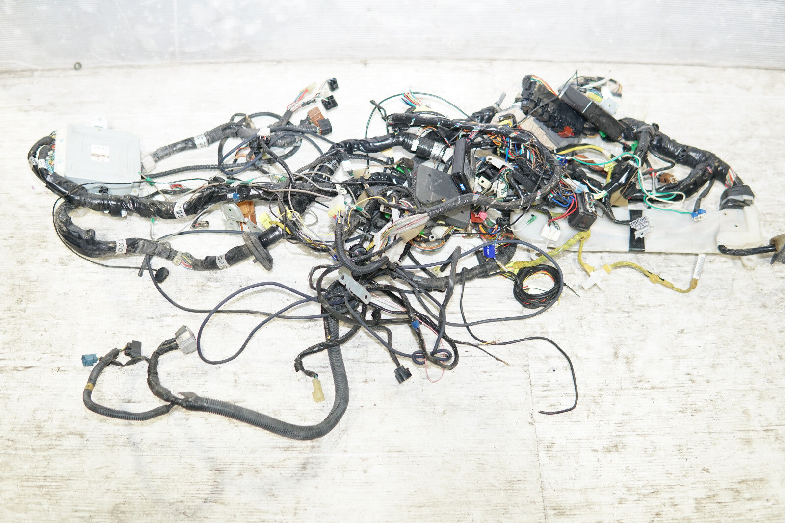 JDM Subaru Impreza WRX STi V7 EJ207 AVCS Turbo Computer Wire Harness Wiring GDB
