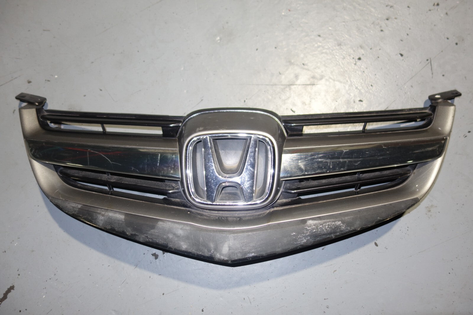 JDM 2005-2008 ACURA RL KB1 OEM FRONT GRILLE HONDA LEGEND KB1 GRILL