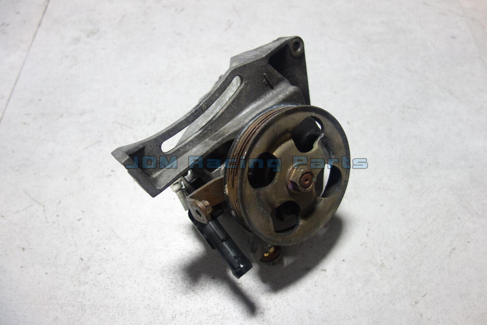 2005-2009 Subaru Legacy Original Power Steering Pump / Pulley Low Mileage 2.5L