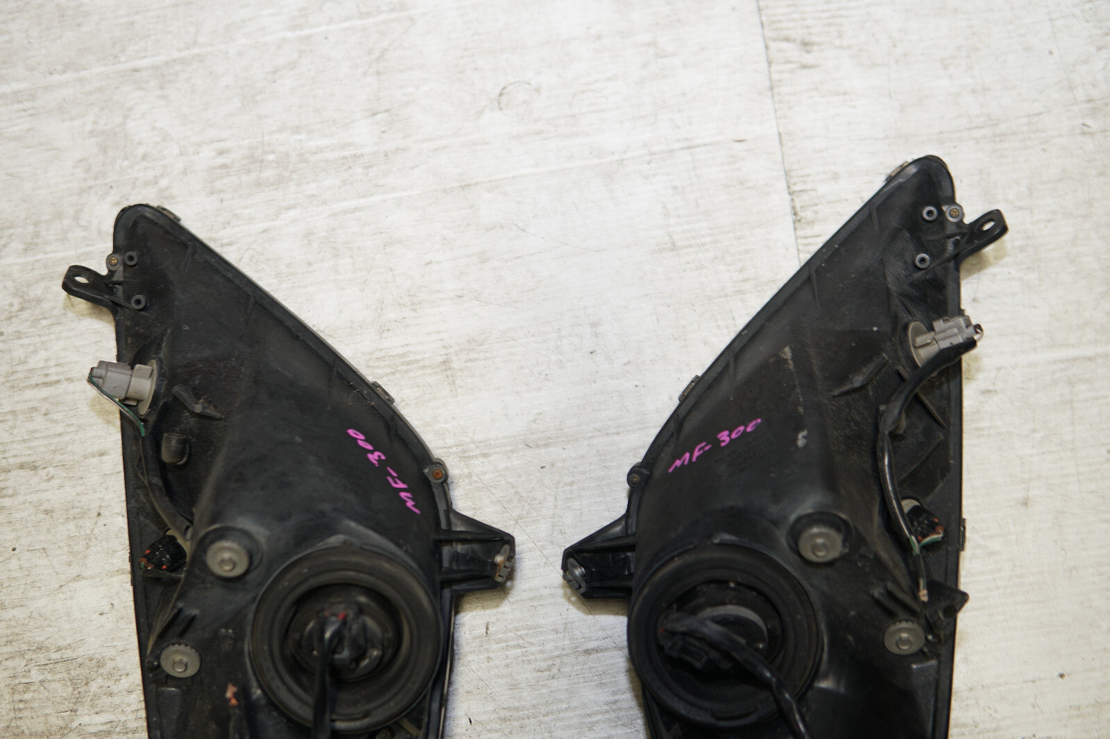 JDM Toyota Celica Headlights Head Lamps Pair Left & Right 2000-2005 GT GT-S GTS