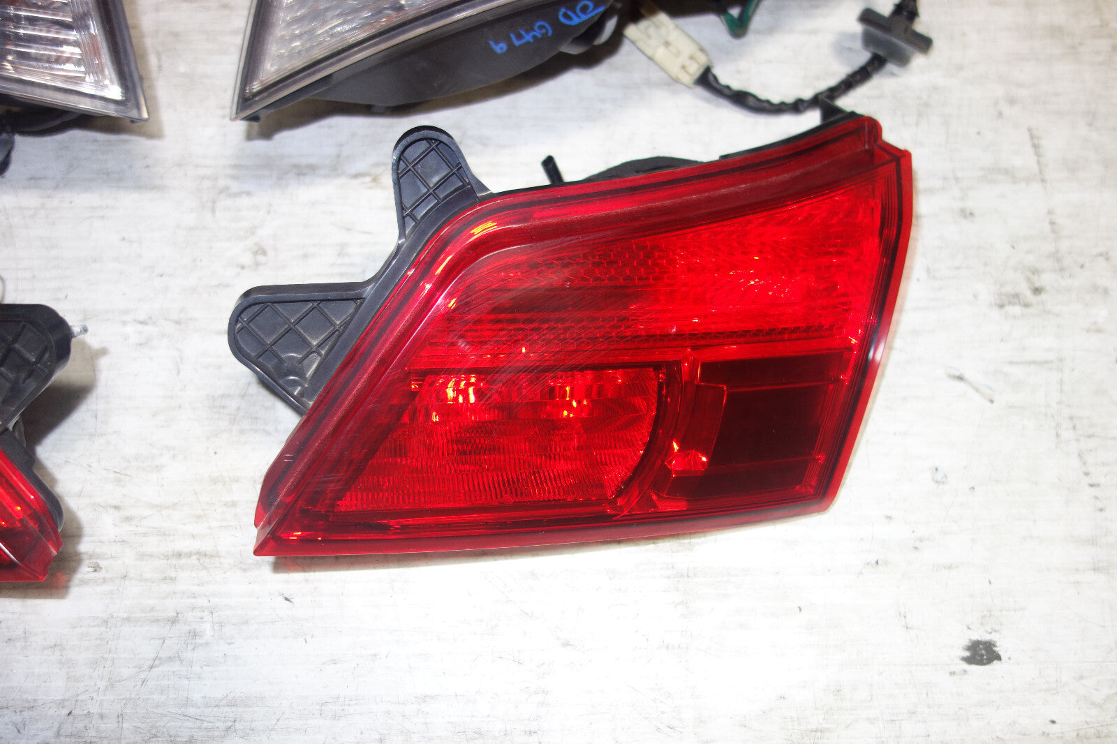 JDM Subaru Legacy Outback BR9 BRM Wagon Tail Lights Lamps 2010-2014