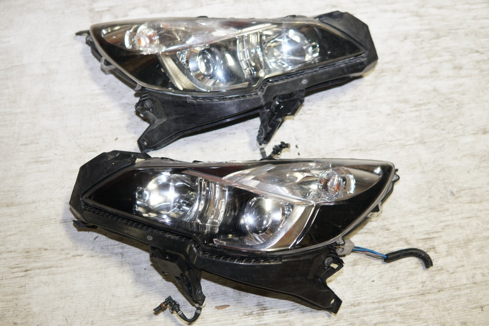 JDM 2010-2014 GENUINE SUBARU LEGACY OUTBACK OEM HID HEAD LIGHT LAMPS BRM BR9 BM9