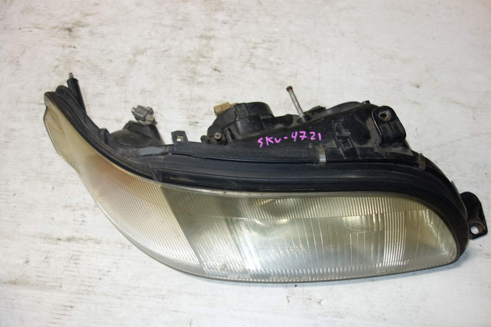 JDM Lexus GS300 / Aristo Front Right Headlight Lamp OEM 1991-1997