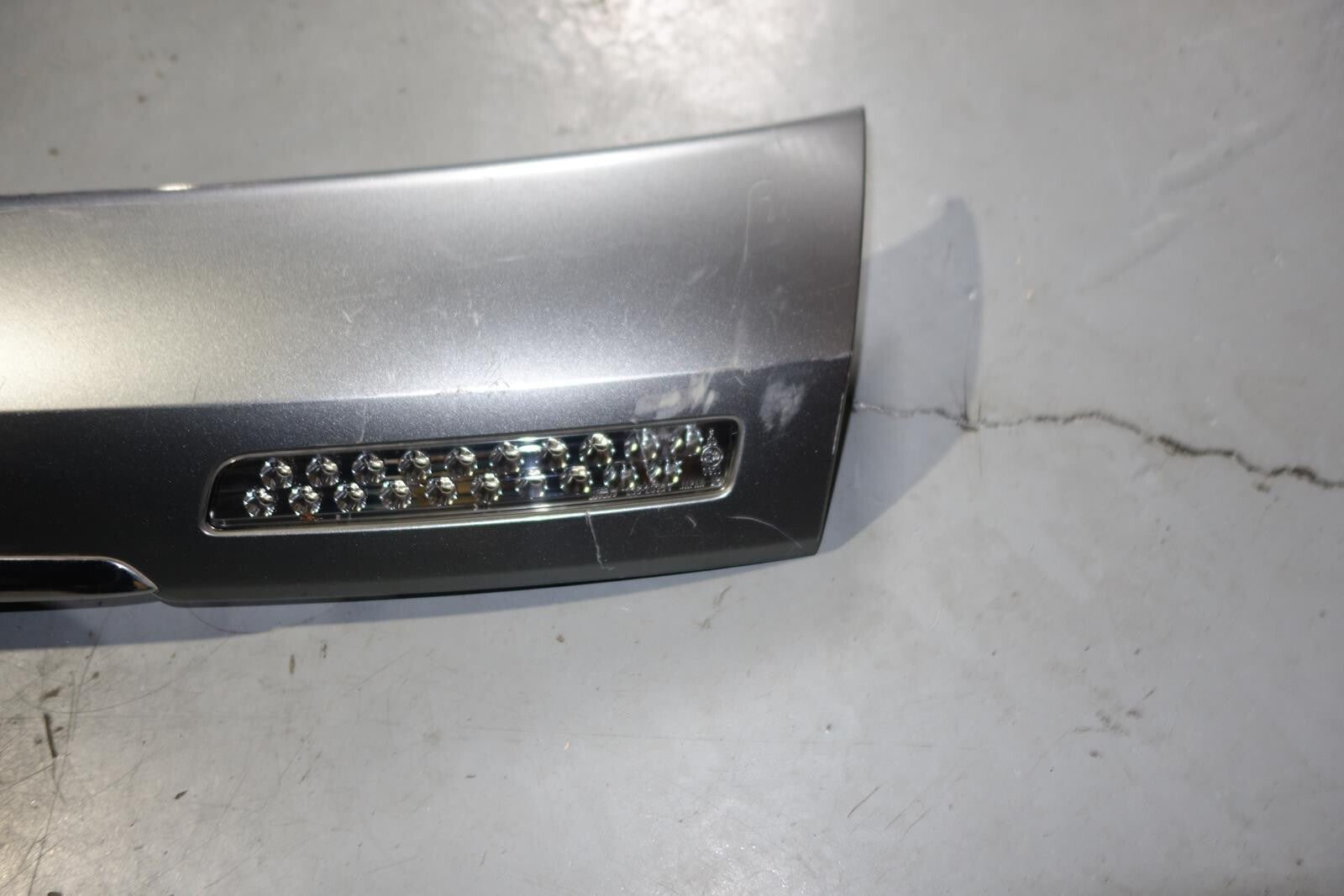 JDM 05-2009 SUBARU LEGACY OUTBACK OEM REAR CENTER GARNISH LIGHT SPOILER JD-1952