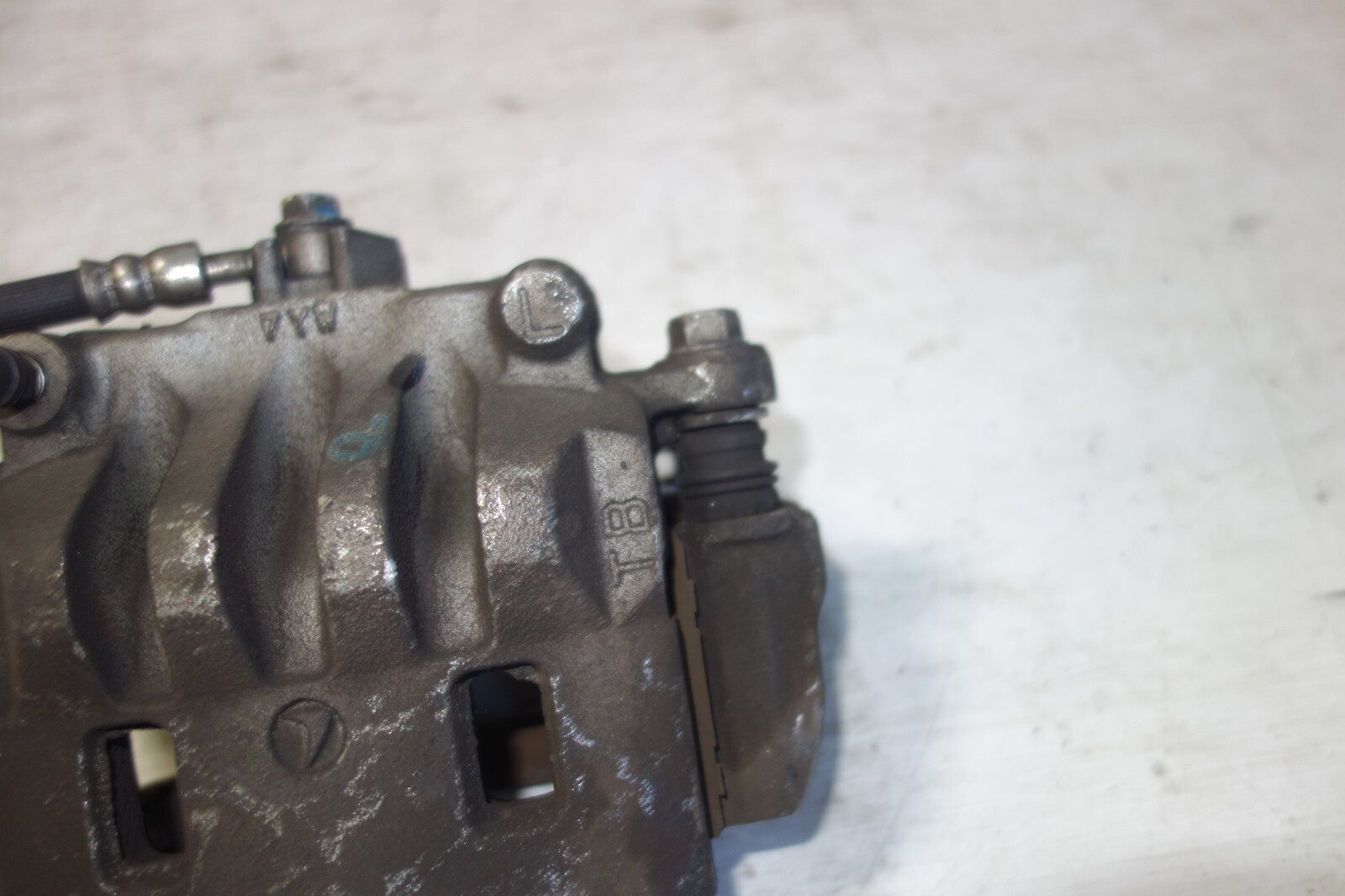 JDM Subaru Legacy Front Left Brake Caliper non-turbo OEM 2005-2009