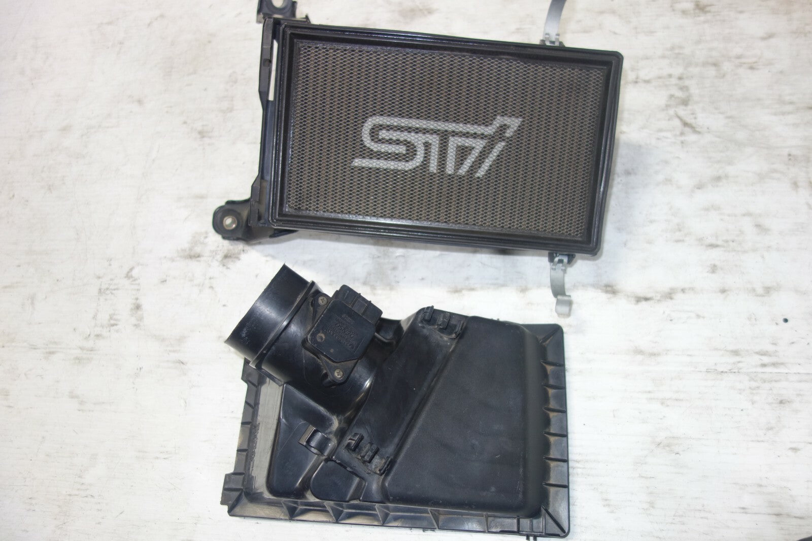 JDM 2002-2007 SUBARU IMPREZA WRX TURBO MASS AIR FLOW SENSOR STI AIR FILTER GDB