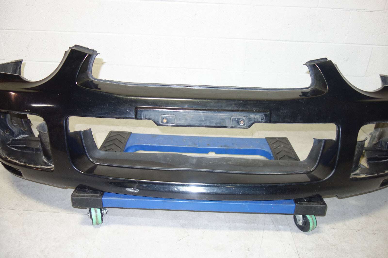 JDM Subaru Impreza WRX Outback Sport Wagon Front Bumper Fogs Hole 2004-2005 V8