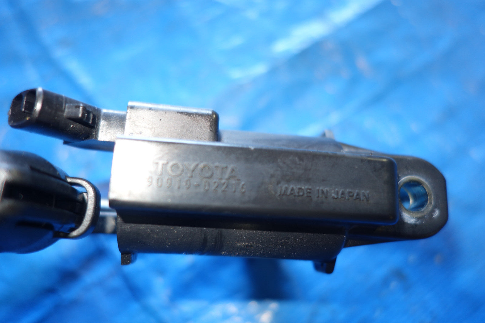 JDM LEXUS TOYOTA GS300 IS300 SC300 SUPRA OEM GENUINE IGNITION COILS 90919-02216