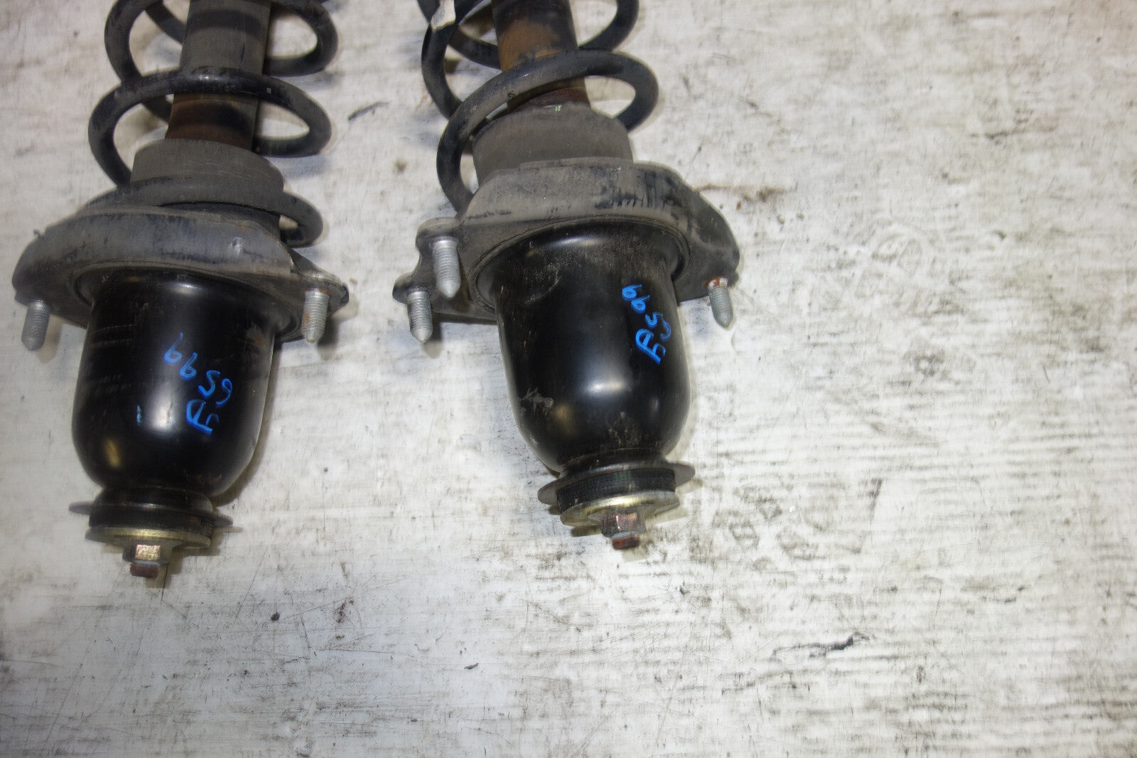 JDM Toyota Celica OEM Rear Shocks Struts Springs Suspension 2000-2005 GT GT-S
