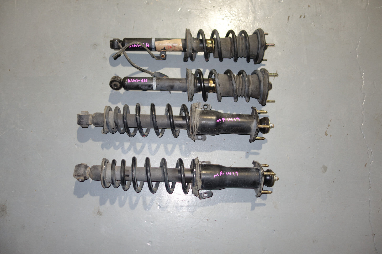 JDM Lexus is300 Toyota Altezza Shocks Struts Springs 2001-2005 SXE10 Front Rear