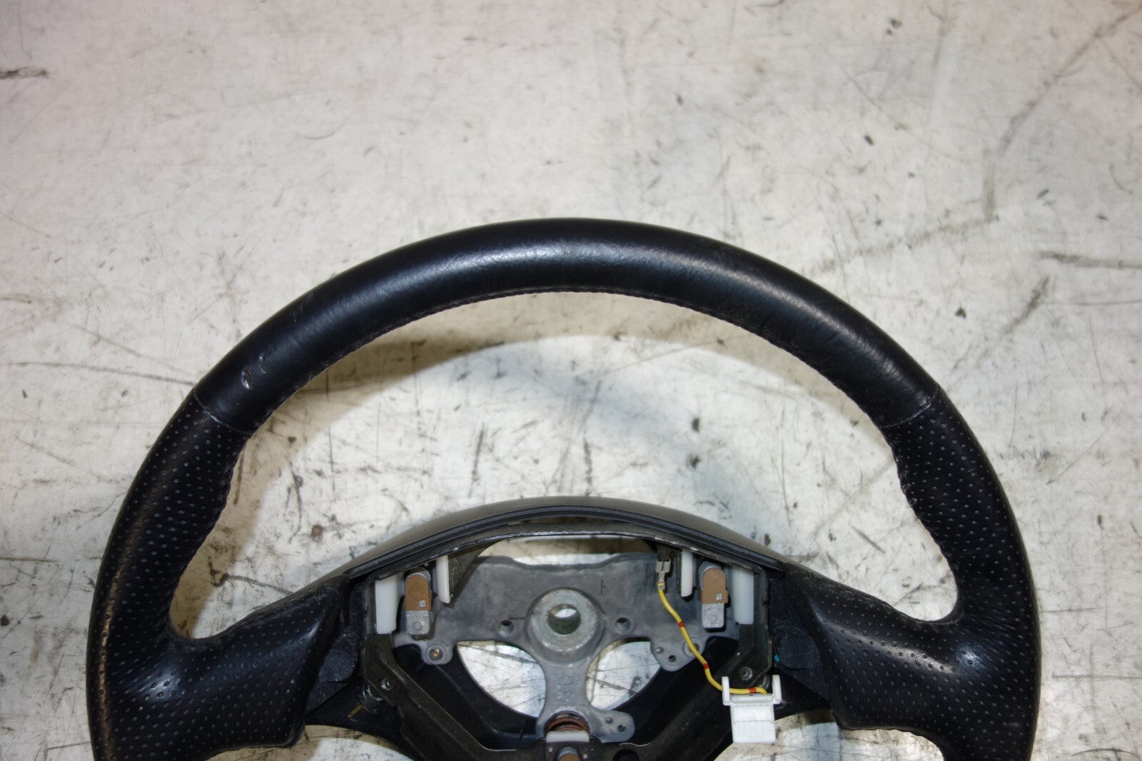 JDM 2000-2005 TOYOTA CELICA STEERING WHEEL ZZT231 ZZT230