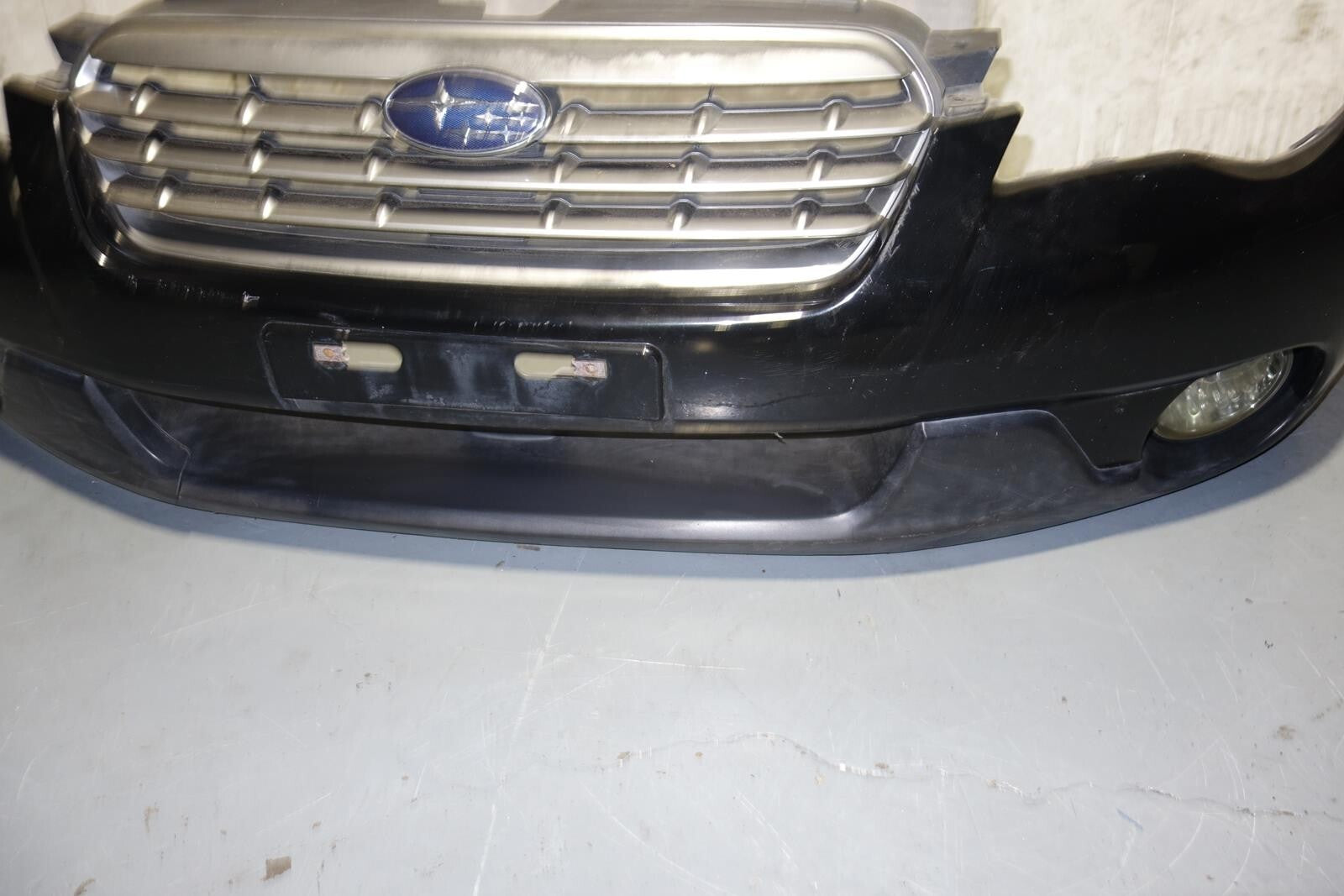 JDM 2008-2009 SUBARU LEGACY FRONT BUMPER WITH FOG LIGHTS REBAR GRILLE BP9
