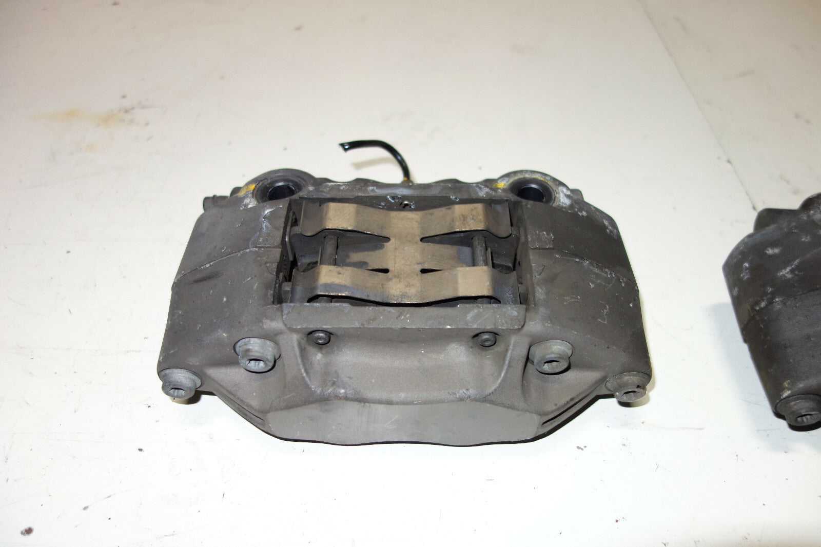 Acura RL OEM Big Front 4 Pot / Piston Advics Brake Calipers OEM 2005-2012 JDM
