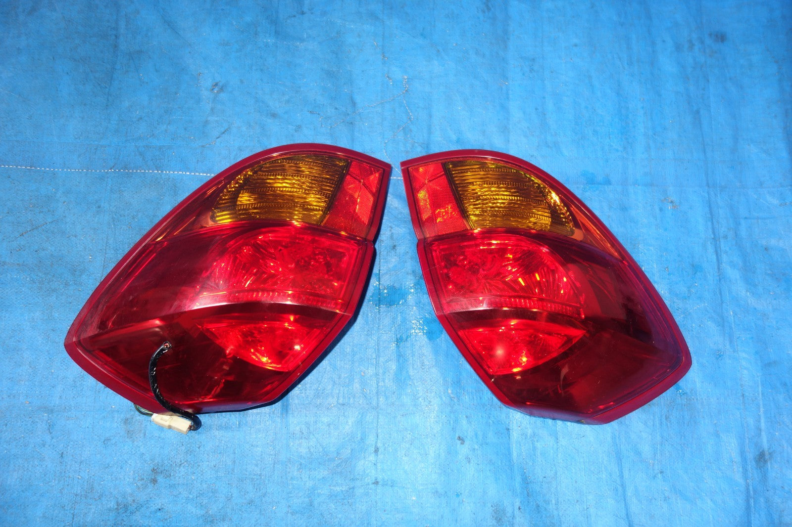 JDM Subaru Legacy & Outback OEM Tail Lights Lamps Left & Right 2005-2009