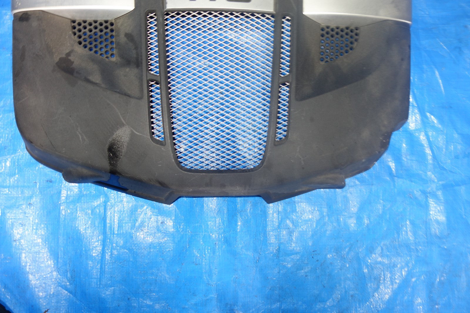 JDM Subaru Tribeca / Outback OEM V6 EZ30 Plastic Engine Cover Lid 2003-2009