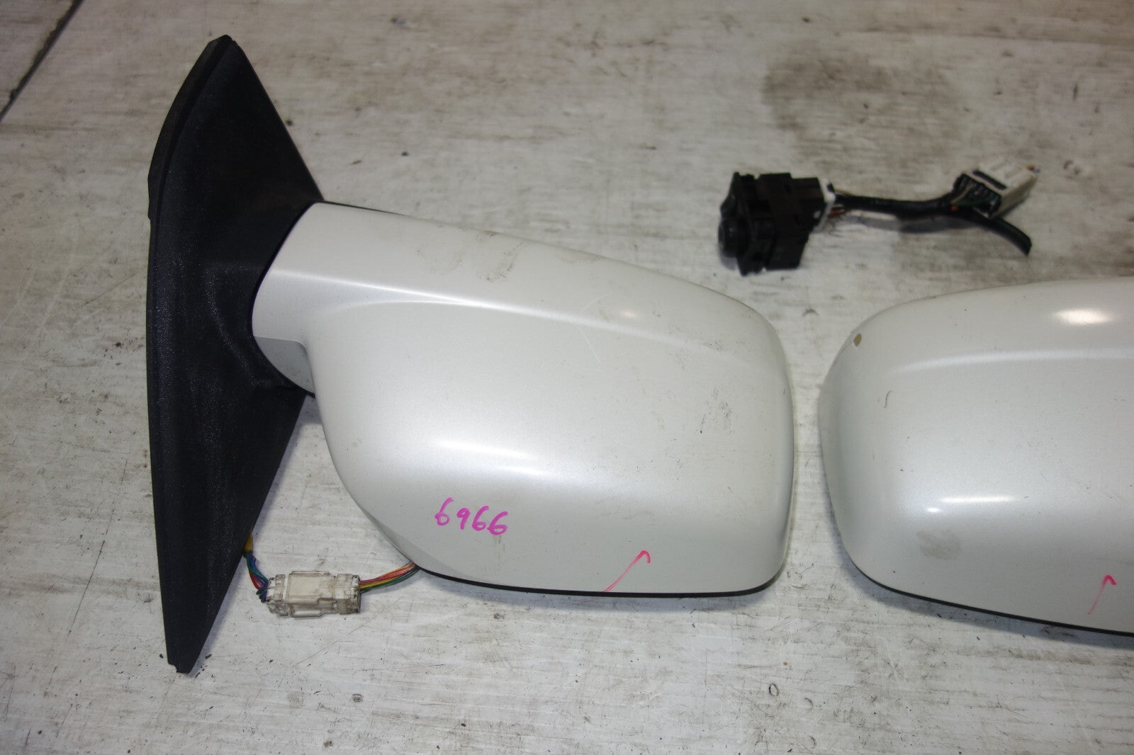 JDM Nissan X-Trail GT OEM Side View Mirrors PNT30 Left Right OEM Japan 2000-2006