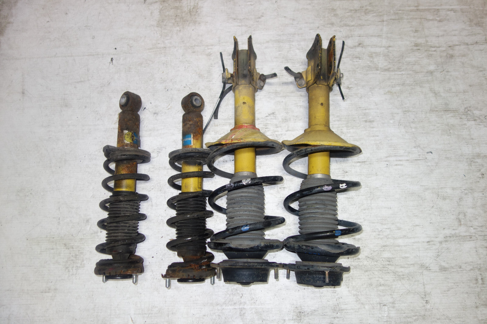 JDM Subaru Legacy Bilstein Front Shocks Coil Springs Strut Suspension 1998-2004