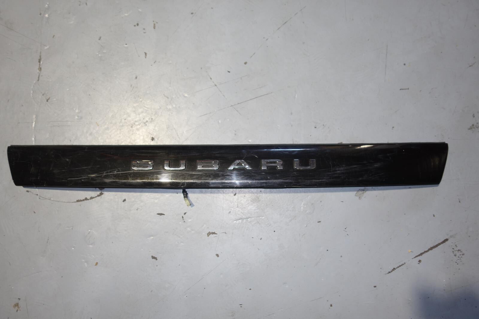JDM Subaru Forester STi SG9 Rear Center Garnish Middle Wing Spoiler 2003-2005