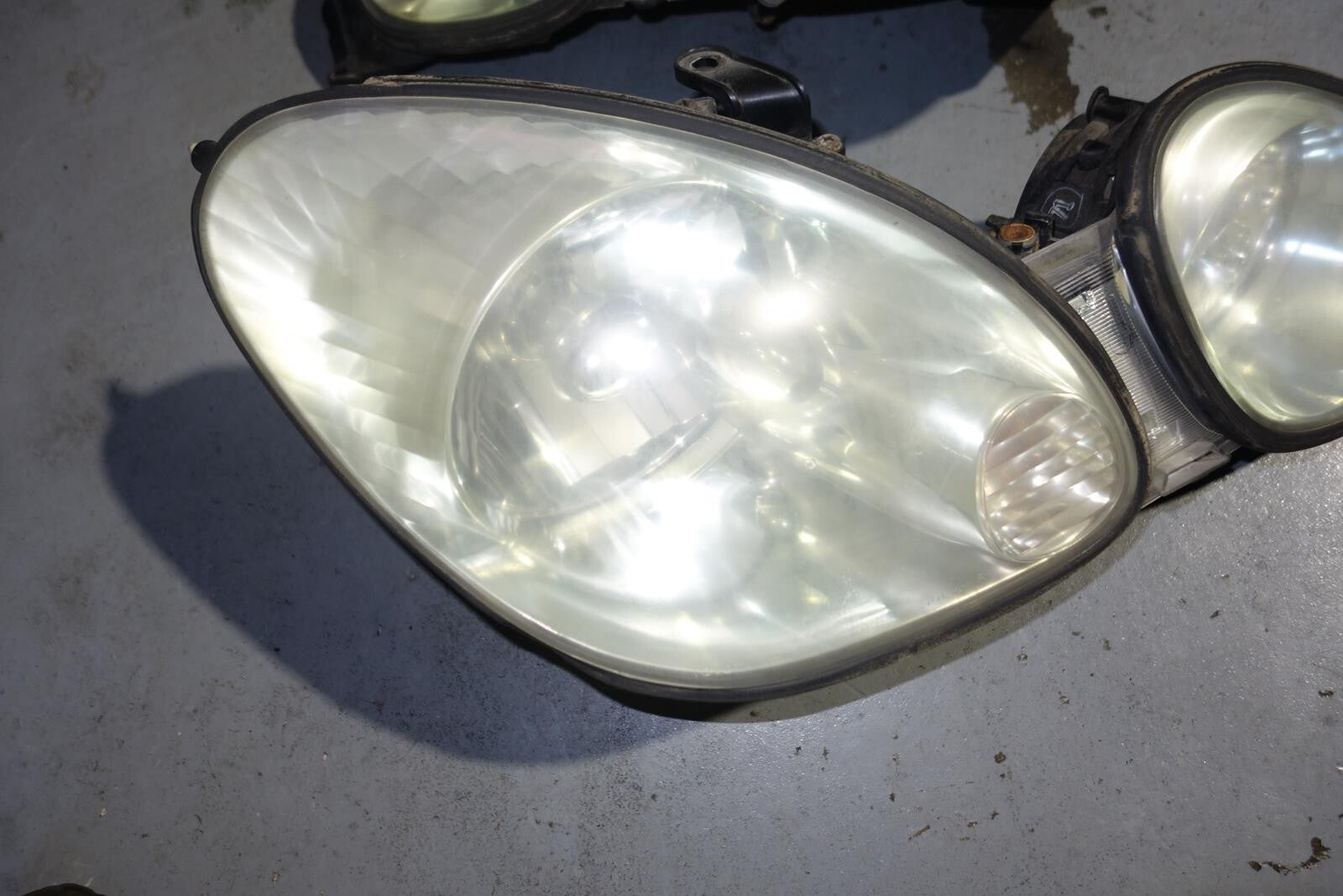 JDM 1998-2005 TOYOTA ARISTO LEXUS GS300 HID HEAD LIGHTS HEADLAMPS TOYOTA JZS161