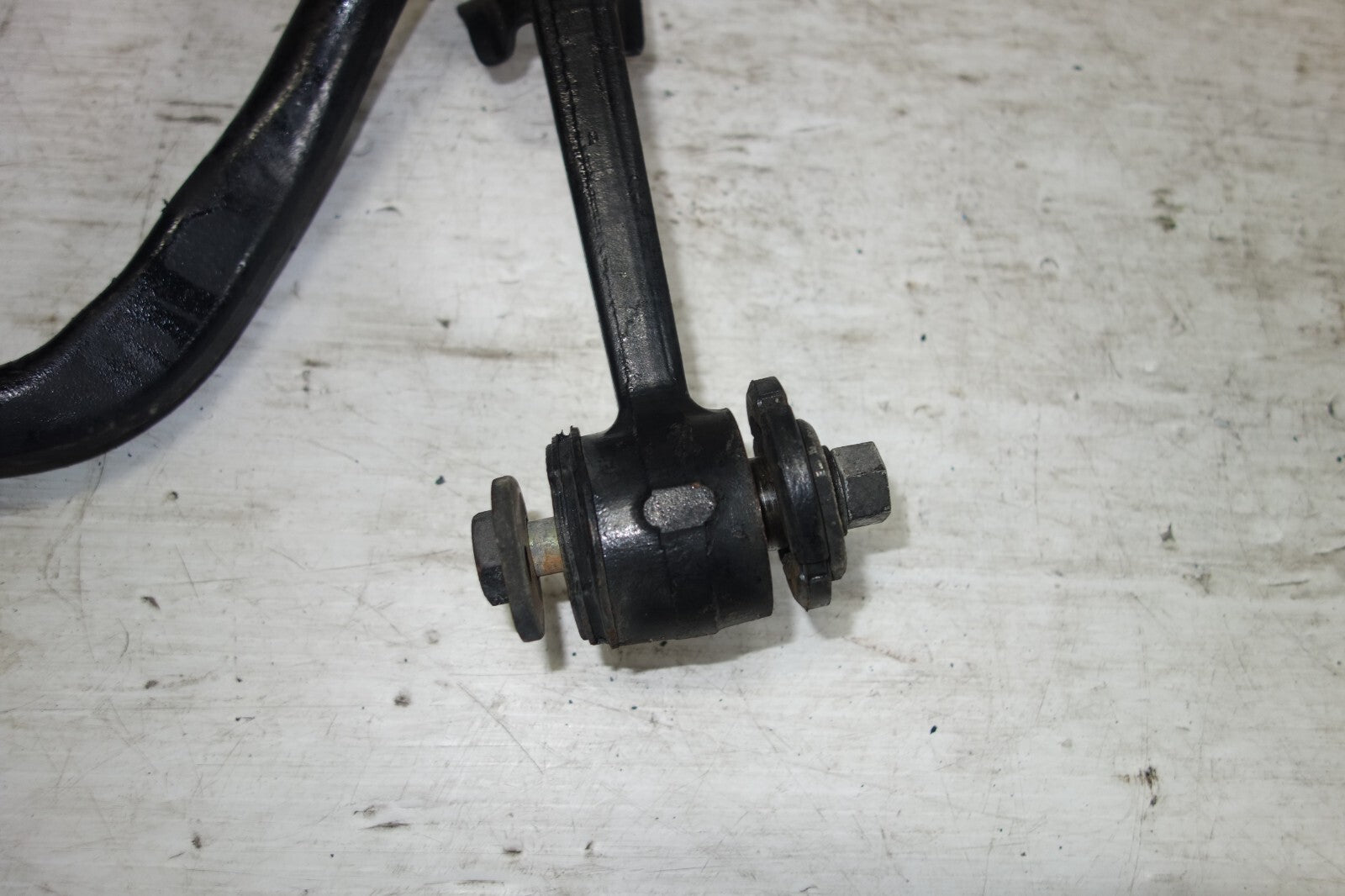 JDM 2001-2005 LEXUS IS300 OEM FRONT LOWER CONTROL ARM RIGHT SIDE SXE10 ALTEZZA