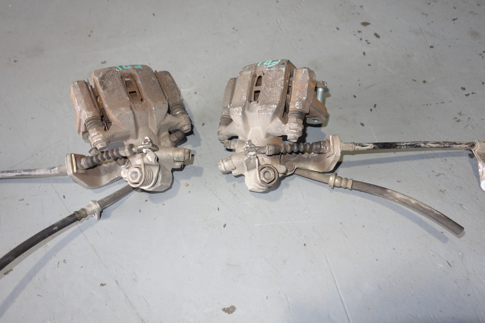 JDM Acura CSX / Honda Civic OEM Rear Brake Calipers OEM 2006-2011 Left & Right