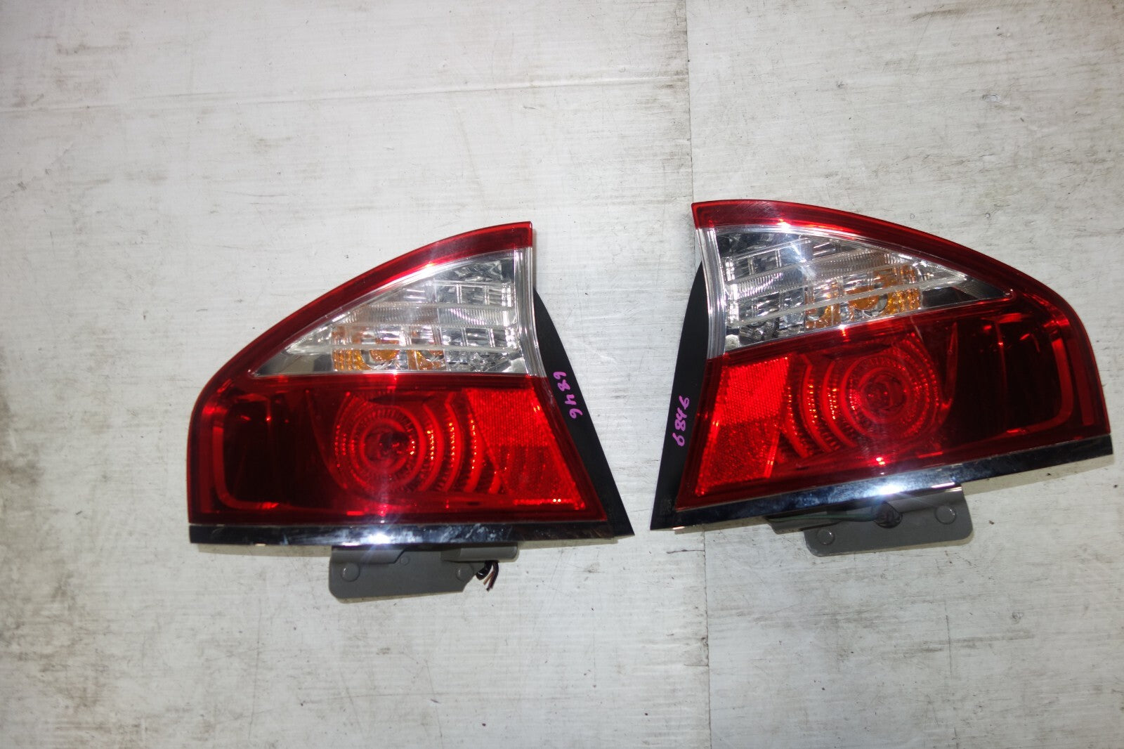 JDM SUBARU LEGACY BL5 OEM USED TAIL LIGHTS LAMPS 4 DOOR SEDAN 2005-2009