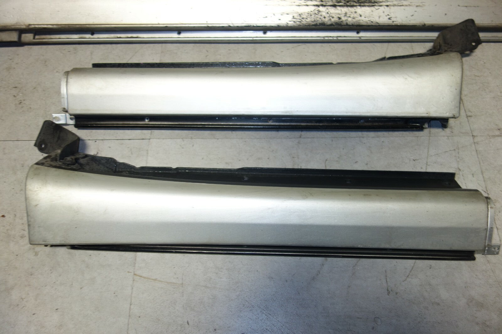 JDM Lexus GS300 GS400 GS430 Side Skirts Pair JZS161 1998-2005 OEM STOCK ROCKER