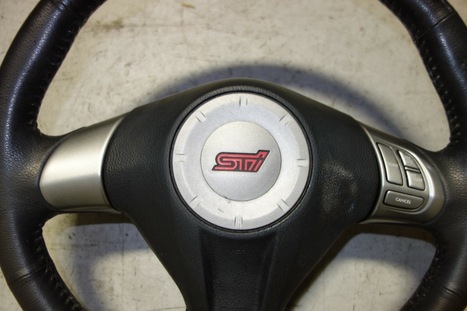 JDM 2008-2014 SUBARU IMPREZA WRX STI GRF GRB STEERING WHEEL & HUB STI V10 RARE