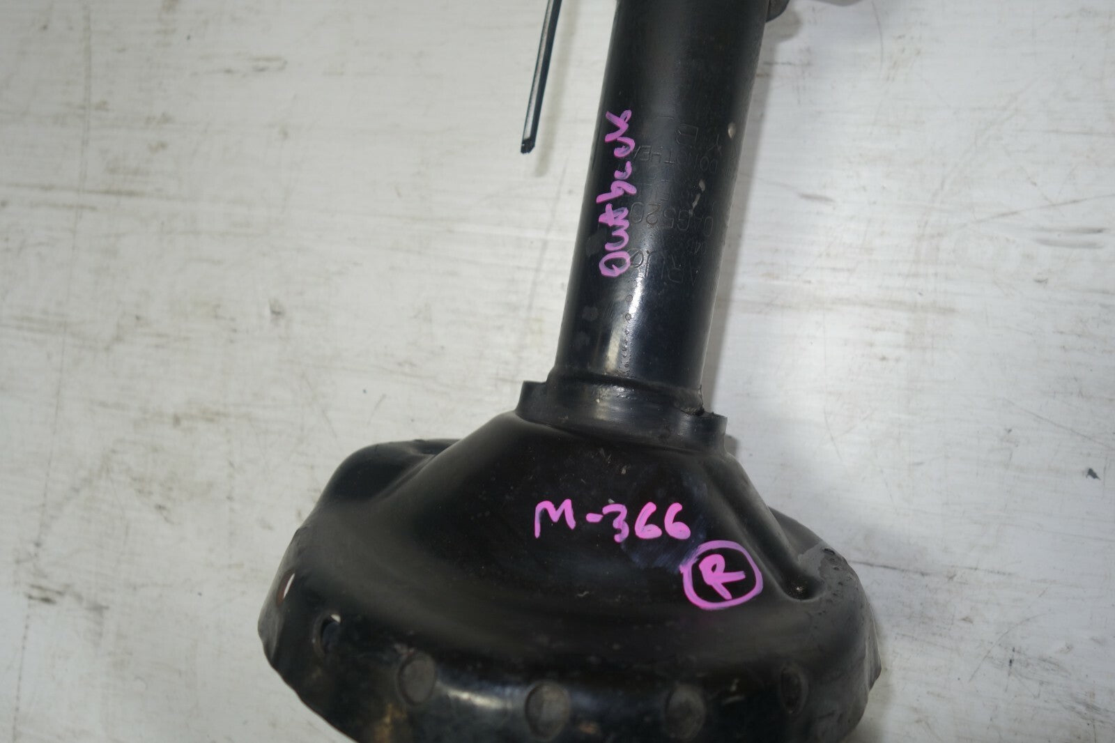 JDM 05-09 SUBARU LEGACY OUTBACK KYB FRONT RIGHT SIDE SHOCK STRUT ASSEMBLY WAGON