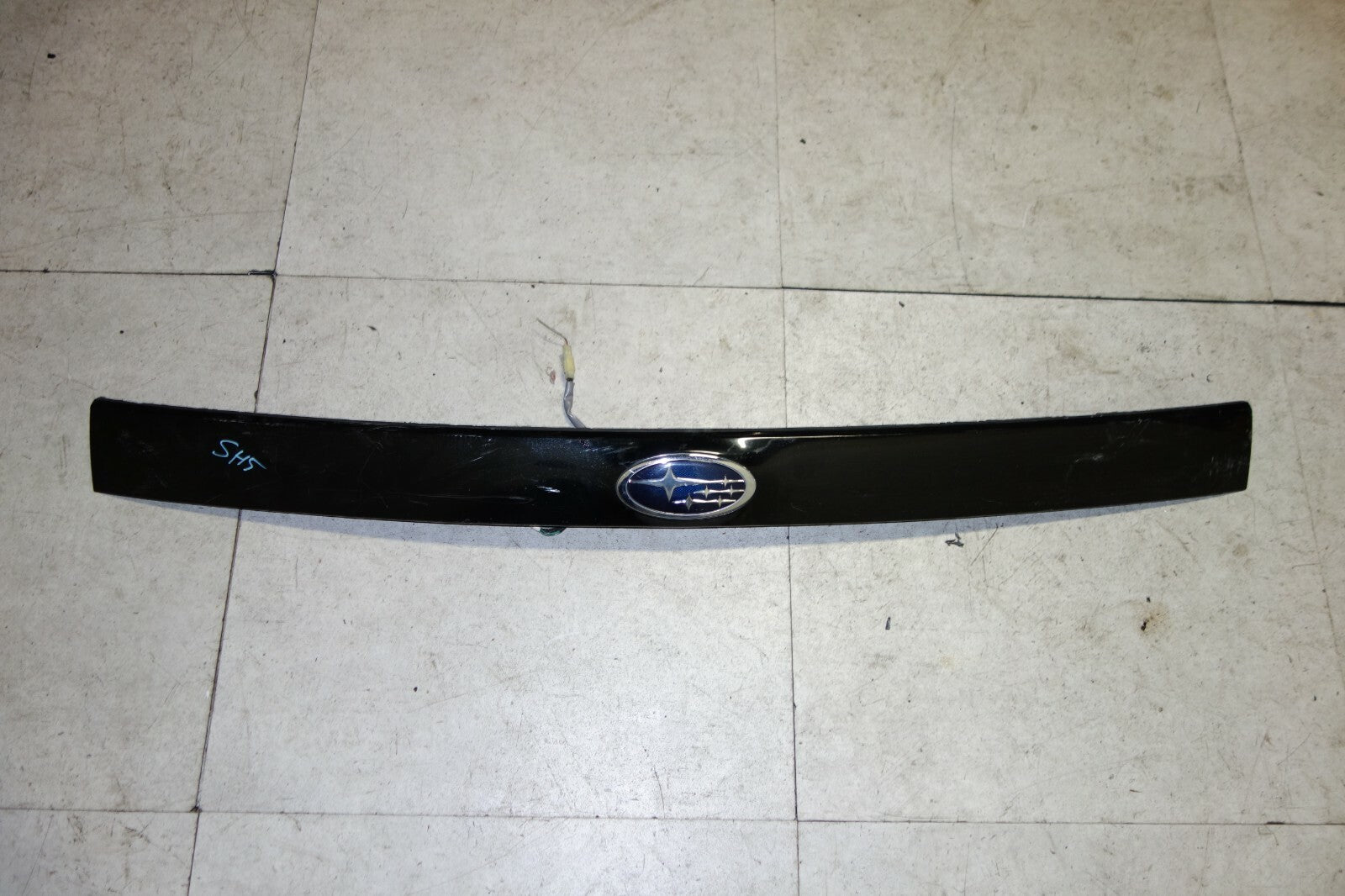 JDM Subaru Forester SH5 Rear Garnish Tail Light Trunk Panel 2009-2013