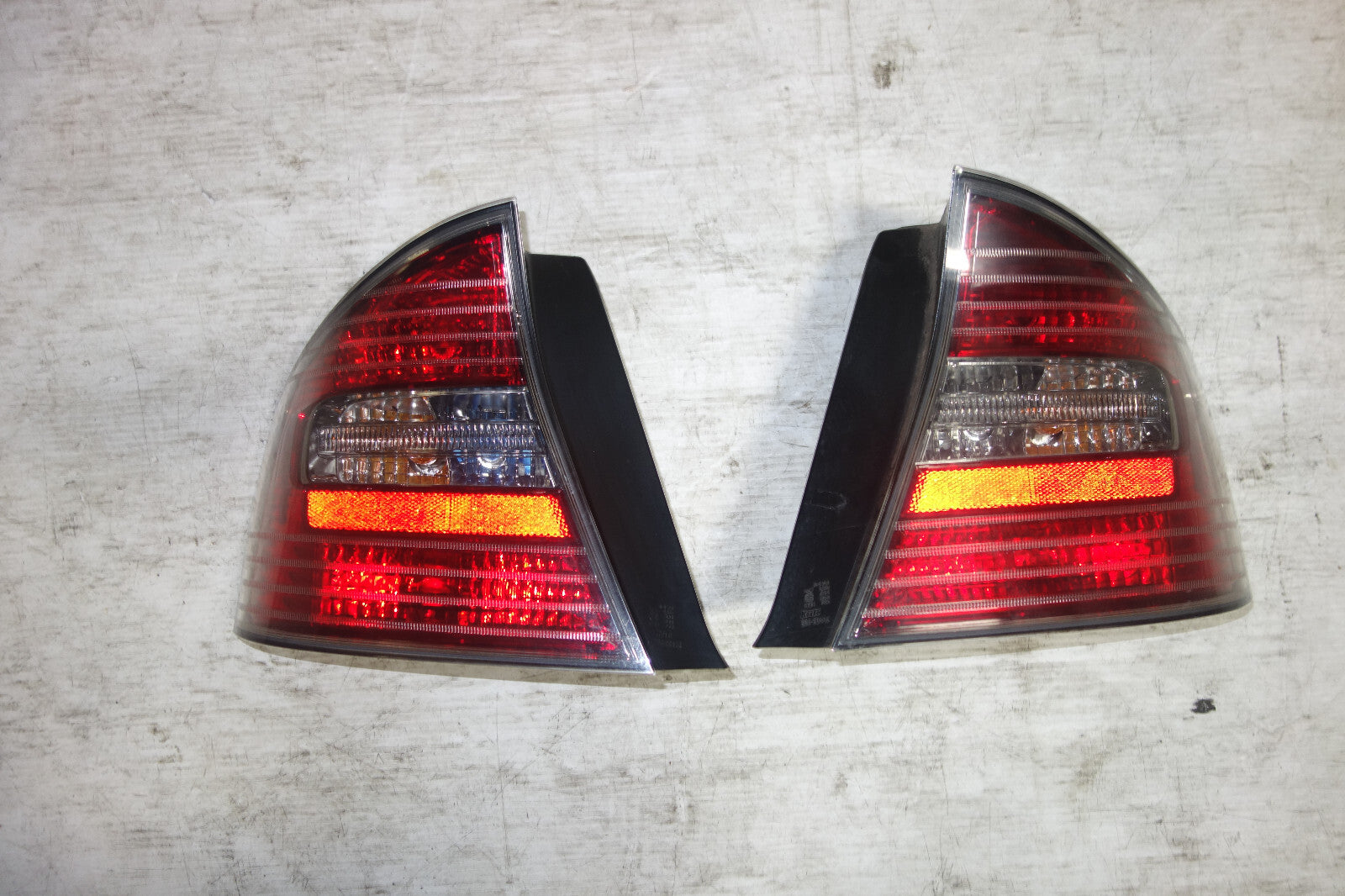 JDM Subaru Legacy OEM Left & Right Tail Lights Lamps Sedan LH RH 2005 2006 2007