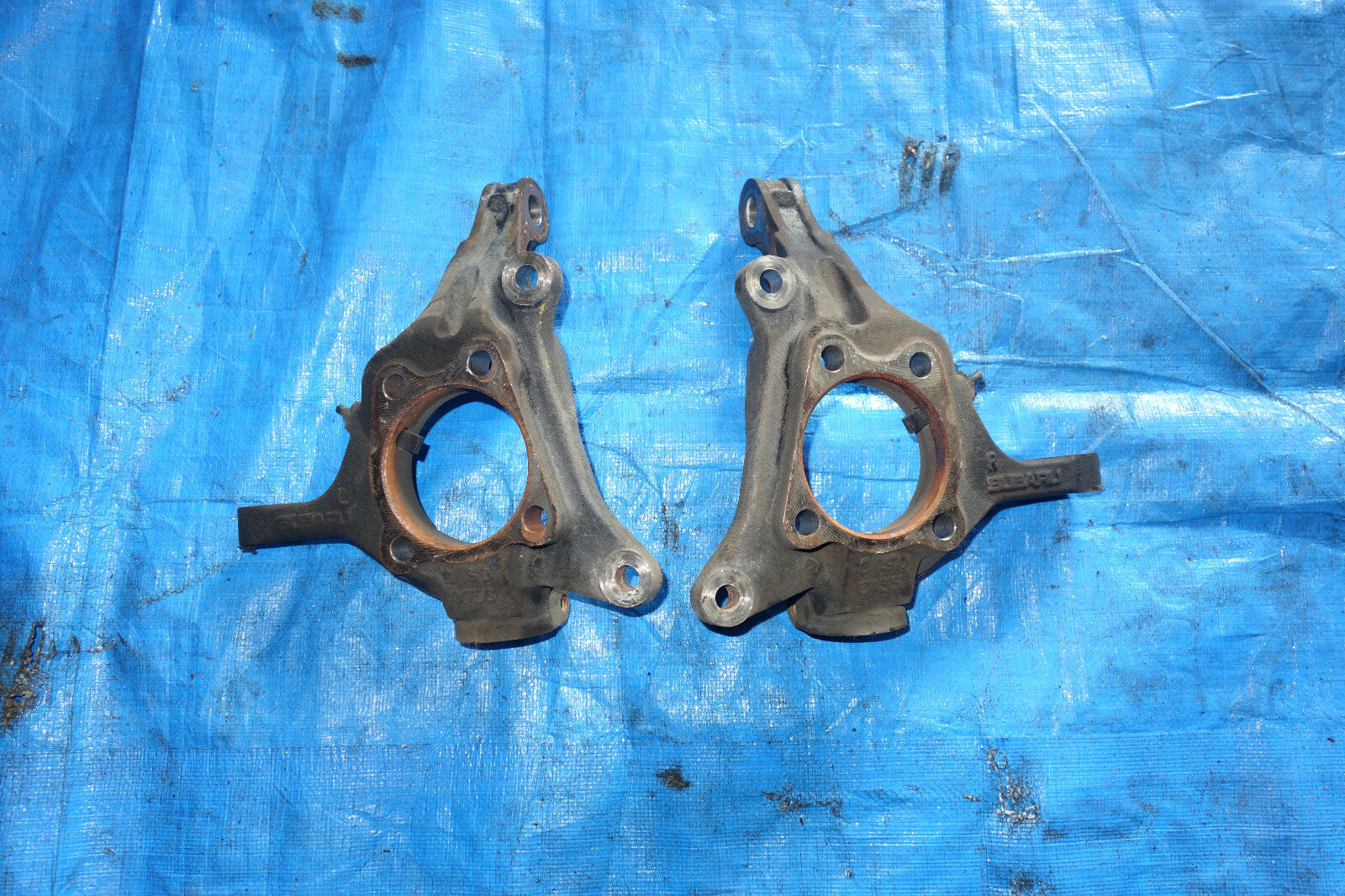 JDM Subaru Legacy / Subaru Outback Front Knuckles OEM Genuine 2005-2014 BP BL