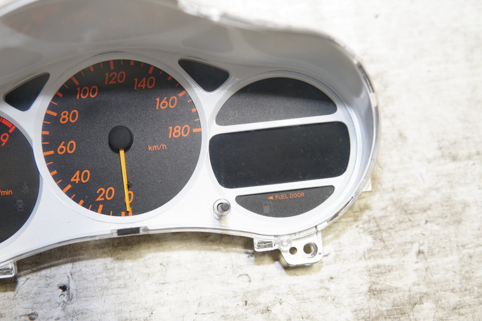 JDM 2001-2005 TOYOTA CELICA ZZT231 OEM USED GAUGE CLUSTER SPEEDOMETER MANUAL M/T