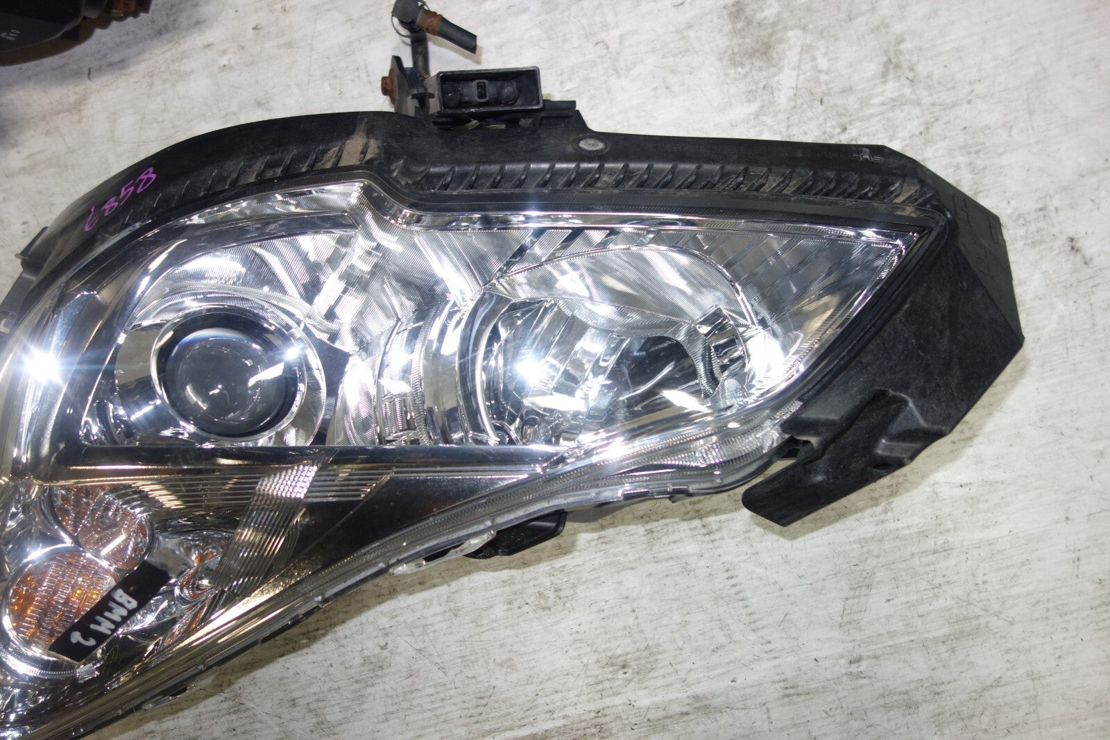 JDM Subaru Legacy Outback Clear Headlights Lamps HID Genuine 2010-2014