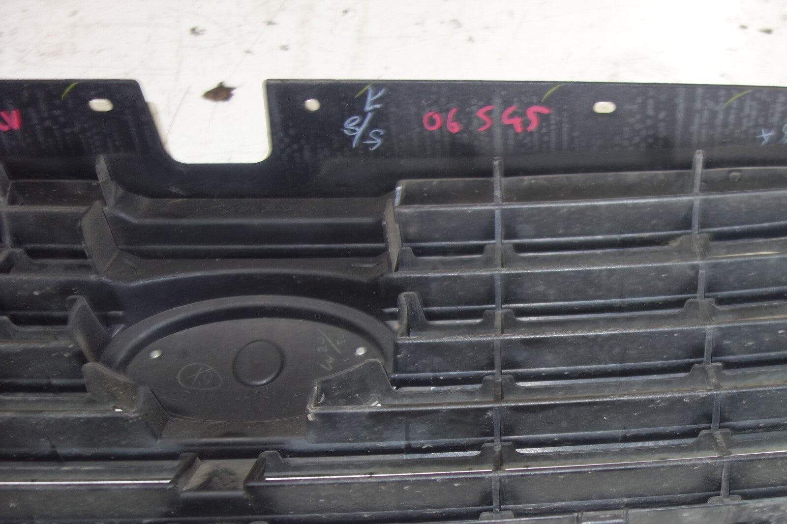 JDM Subaru Forester Front Grille Grill Genuine Emblem SG5 2006 2007 2008